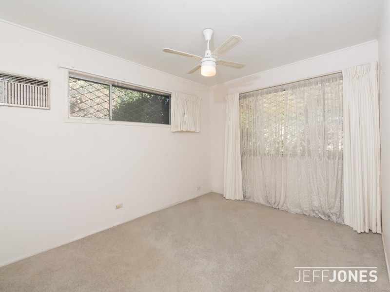 16 Cougar Street, Indooroopilly QLD 4068