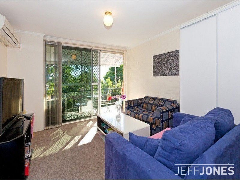 3/327a Cornwall Street, Greenslopes QLD 4120
