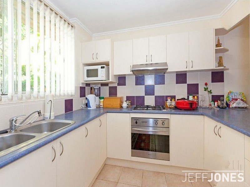 3/327a Cornwall Street, Greenslopes QLD 4120