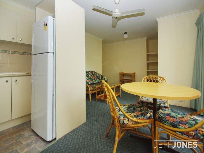 B3/52 Baron Street, Greenslopes QLD 4120