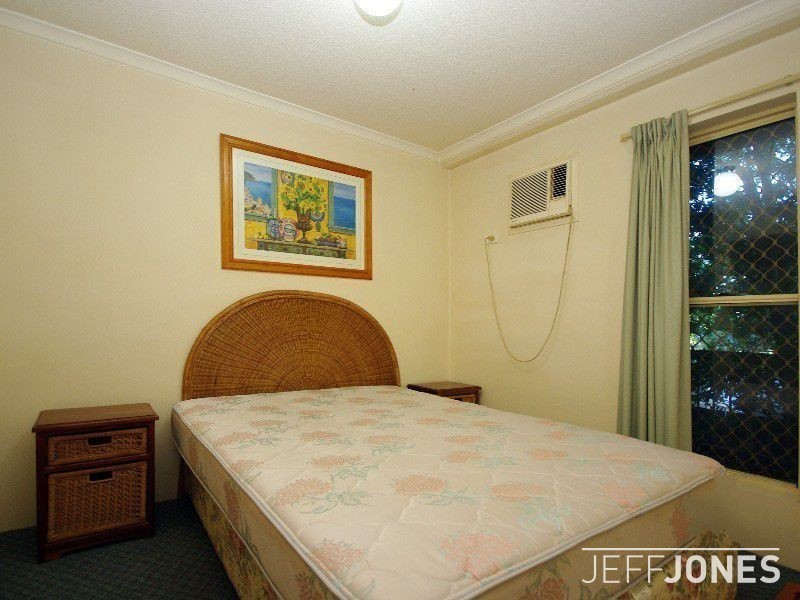 B1/52 Baron Street, Greenslopes QLD 4120