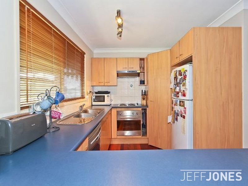 77 Stanley Road, Camp Hill QLD 4152