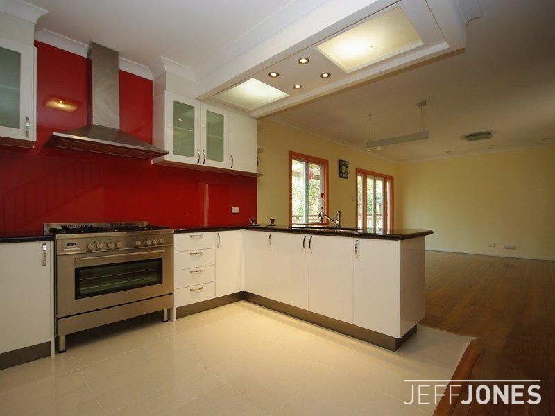 86 Nicholson Street, Greenslopes QLD 4120