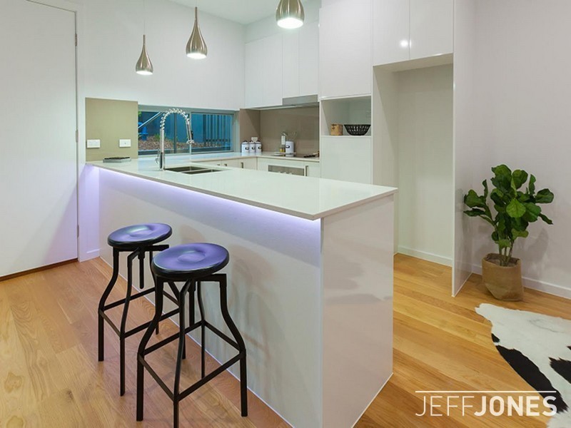 1/36 Eighth Avenue, Coorparoo QLD 4151
