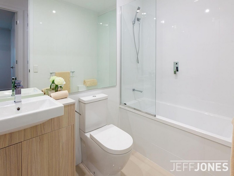 1/36 Eighth Avenue, Coorparoo QLD 4151
