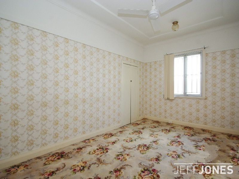 32 Nelson Street, Coorparoo QLD 4151