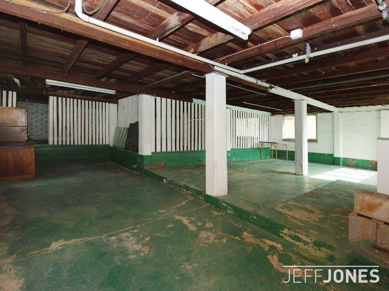 32 Nelson Street, Coorparoo QLD 4151