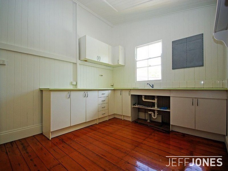 1 Sword Street, Woolloongabba QLD 4102
