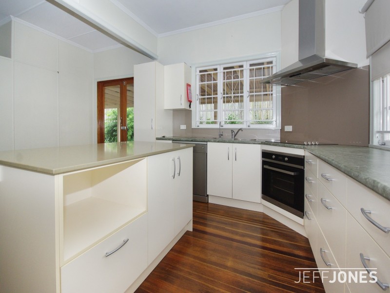 18 Beanga Street, Greenslopes QLD 4120