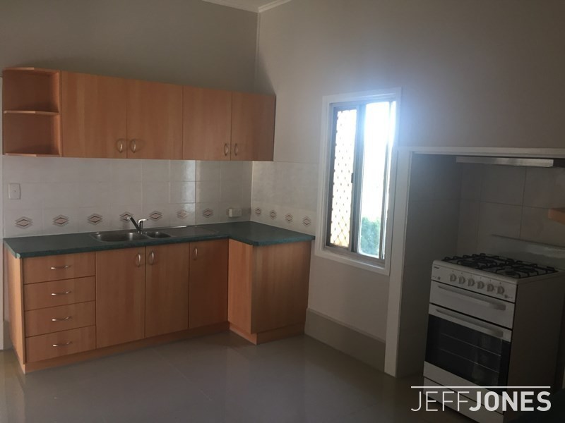 680 Cavendish Road, Holland Park QLD 4121