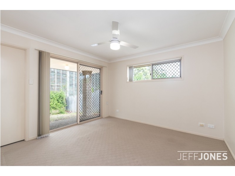 8 Appleton Street, Carindale QLD 4152