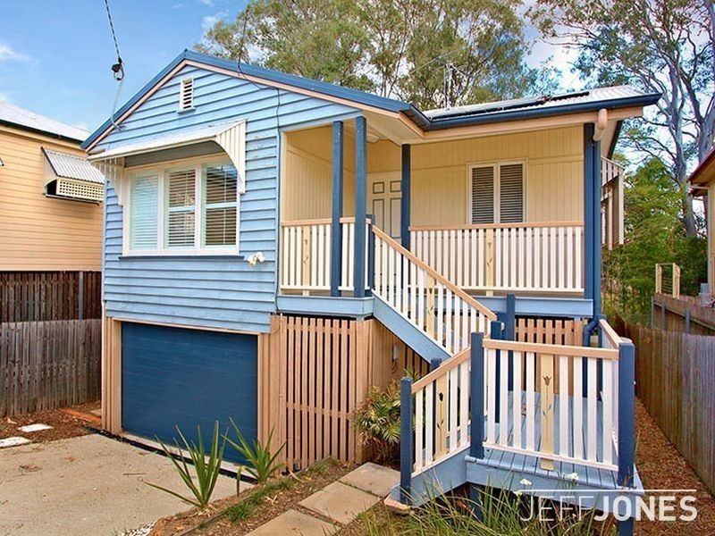 37 Combles Road, Camp Hill QLD 4152