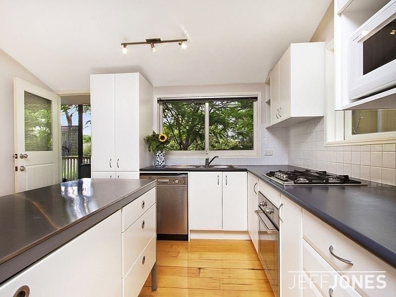 37 Combles Road, Camp Hill QLD 4152