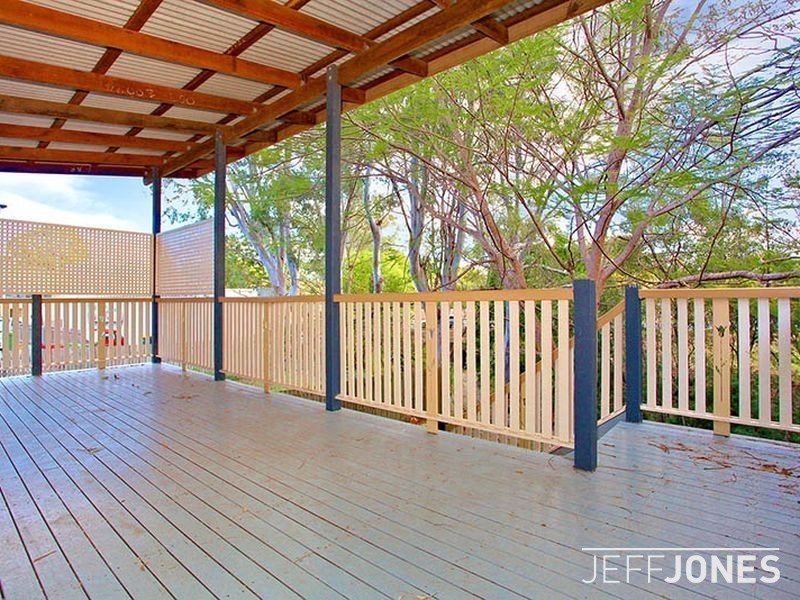 37 Combles Road, Camp Hill QLD 4152