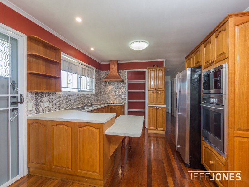 76 Curwen Terrace, Chermside QLD 4032