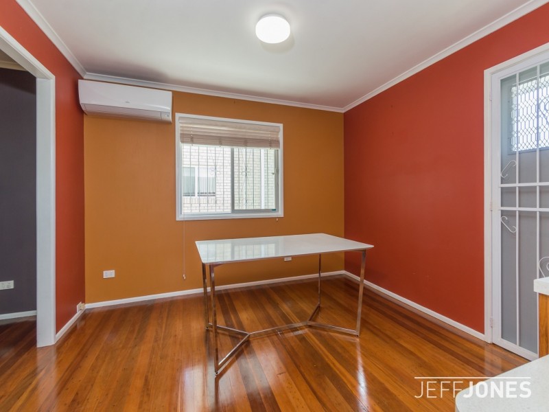 76 Curwen Terrace, Chermside QLD 4032