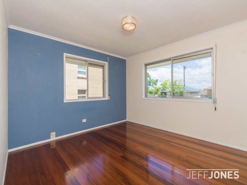 76 Curwen Terrace, Chermside QLD 4032