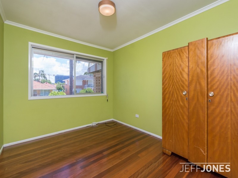 76 Curwen Terrace, Chermside QLD 4032