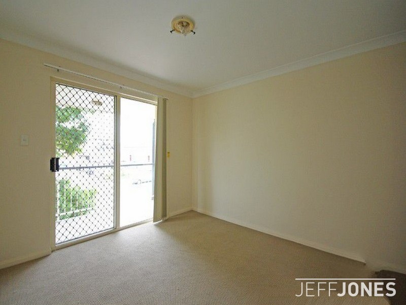 1/23 Cleveland Street, Greenslopes QLD 4120