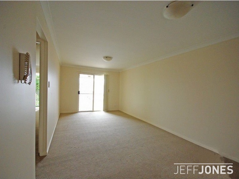 1/23 Cleveland Street, Greenslopes QLD 4120