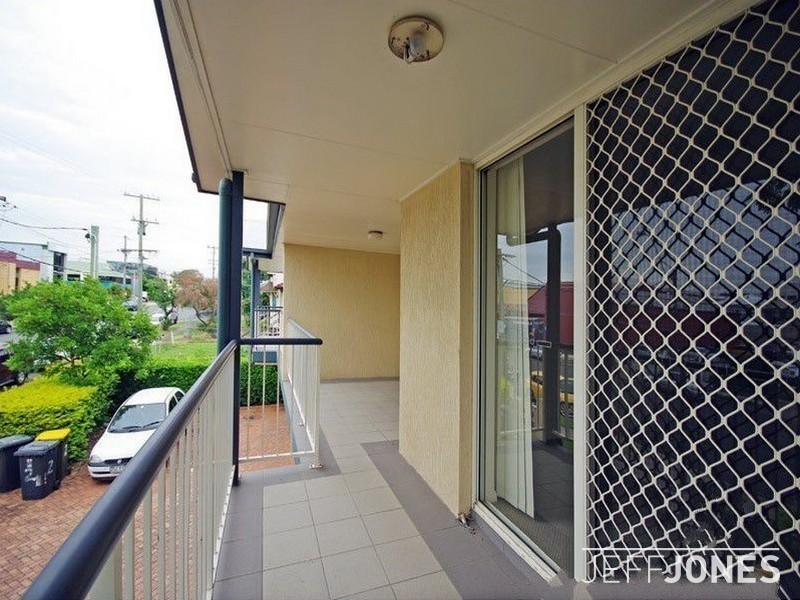 1/23 Cleveland Street, Greenslopes QLD 4120