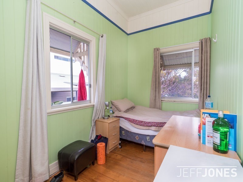 4 Nelson Street, Dutton Park QLD 4102
