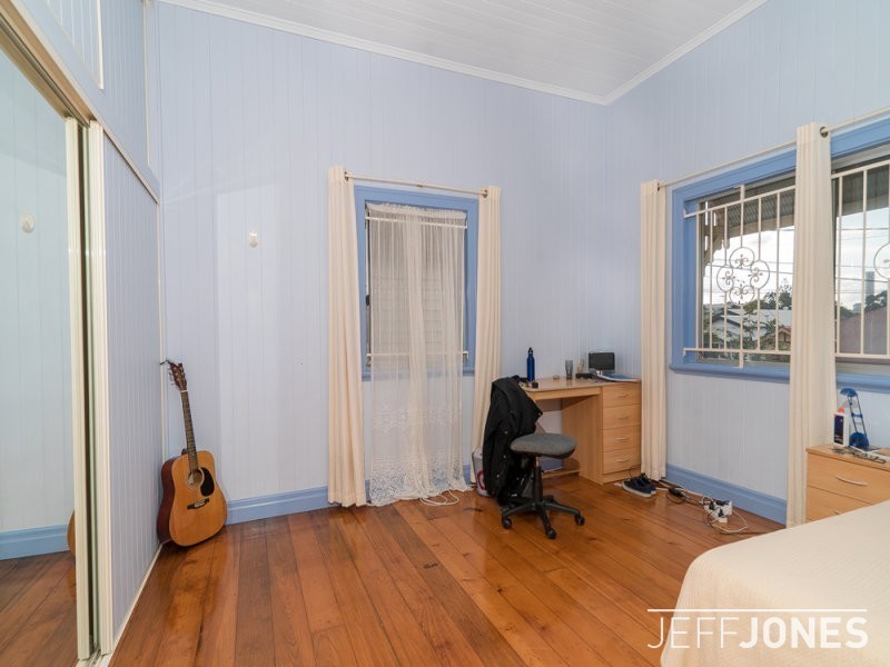 4 Nelson Street, Dutton Park QLD 4102