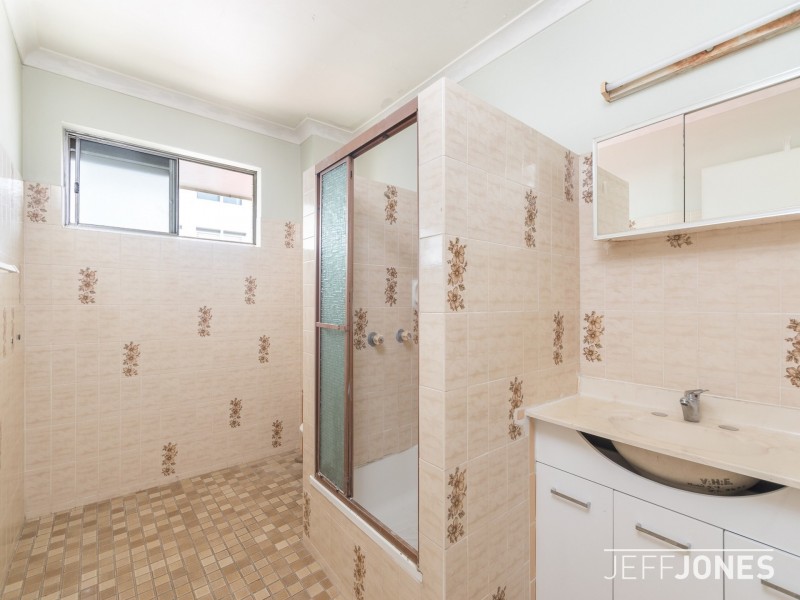 6/64 Carl Street, Woolloongabba QLD 4102
