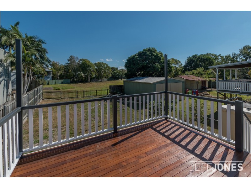 8 Bennetts Road, Camp Hill QLD 4152