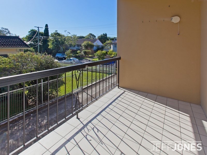 1/21 Embie Street, Holland Park West QLD 4121