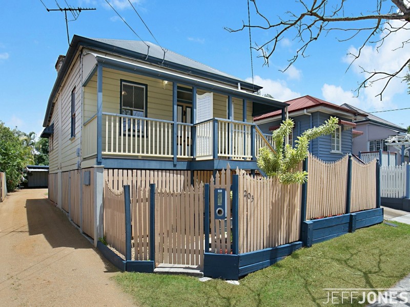 203 Cornwall Street, Greenslopes QLD 4120