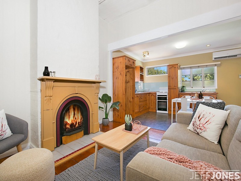 203 Cornwall Street, Greenslopes QLD 4120