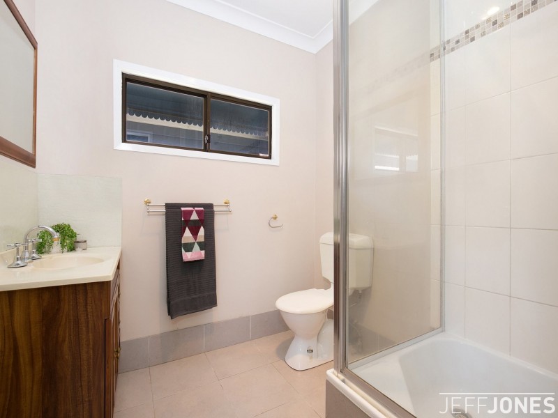 203 Cornwall Street, Greenslopes QLD 4120