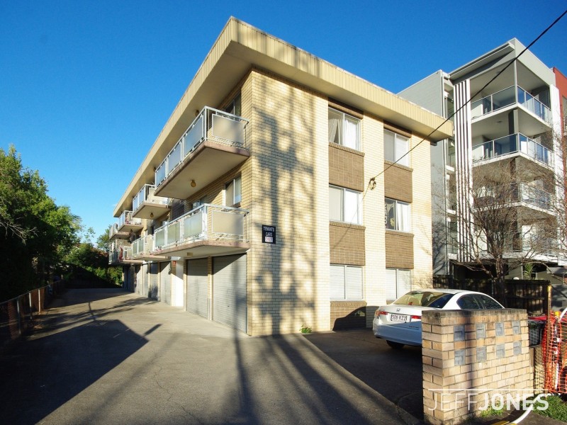 6/24 Carl Street, Woolloongabba QLD 4102