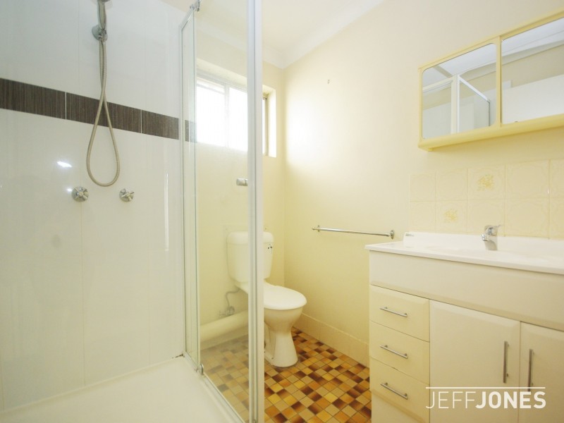 6/24 Carl Street, Woolloongabba QLD 4102