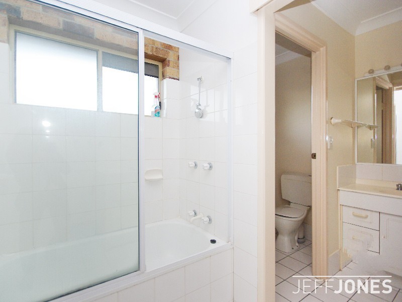 5/50 Douglas Street, Greenslopes QLD 4120
