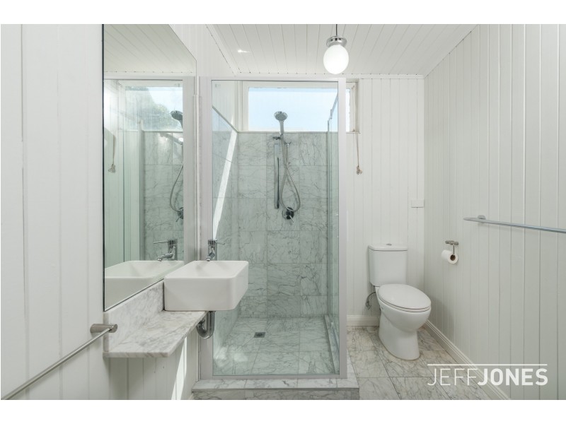 26b Juliette Street, Annerley QLD 4103