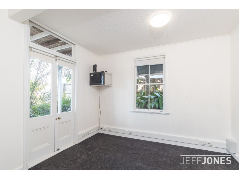 26b Juliette Street, Annerley QLD 4103