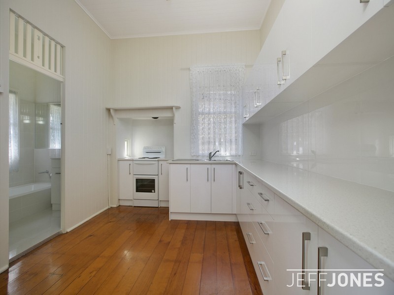 30 Gordon Street, Greenslopes QLD 4120