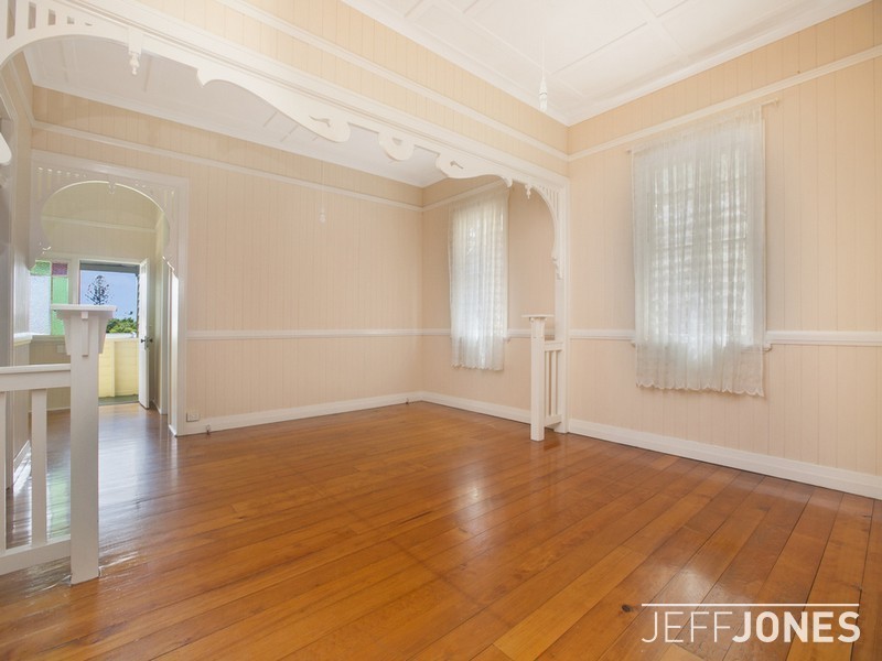 30 Gordon Street, Greenslopes QLD 4120