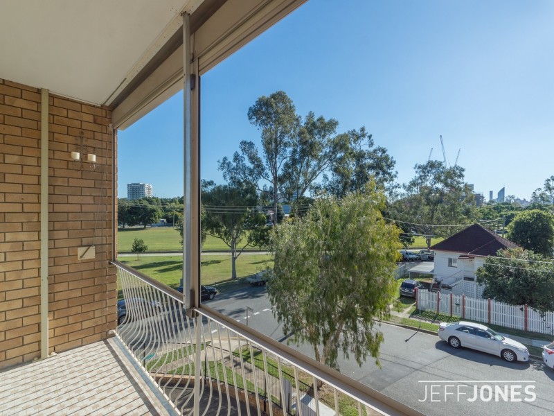 7/16 Regina Street, Greenslopes QLD 4120