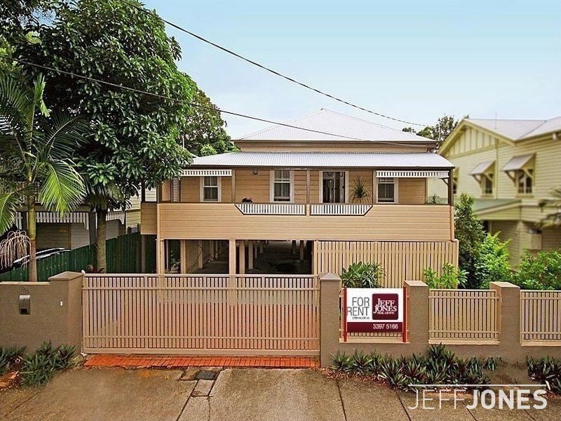 98 Linton Street, Kangaroo Point QLD 4169