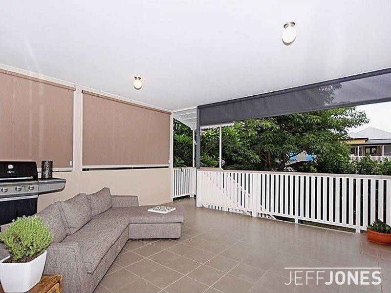 98 Linton Street, Kangaroo Point QLD 4169