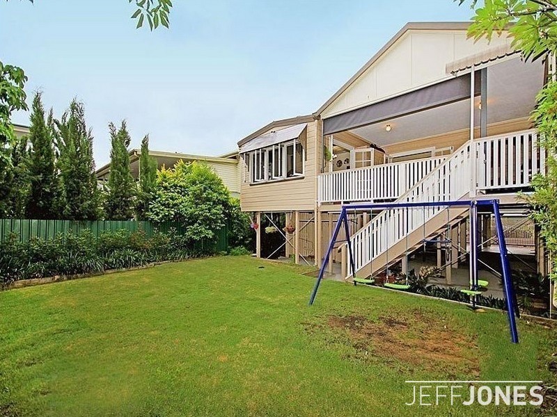 98 Linton Street, Kangaroo Point QLD 4169