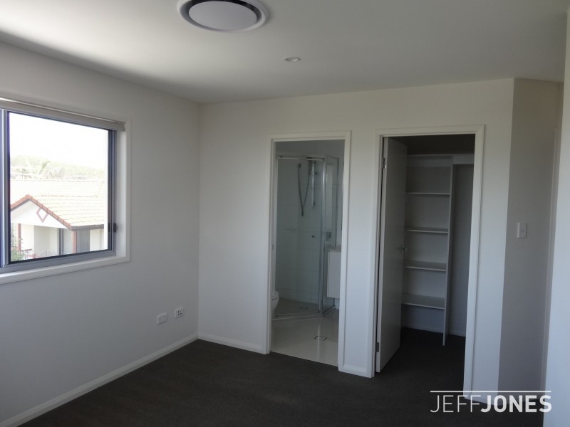 3/27 Dickenson Street, Carina QLD 4152