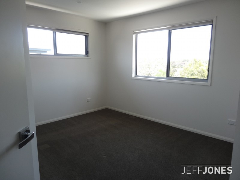 3/27 Dickenson Street, Carina QLD 4152