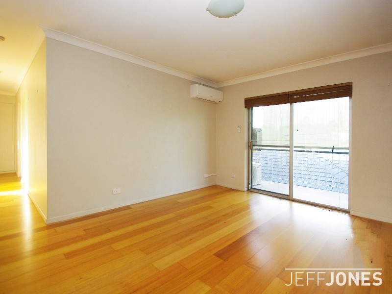 4/34 York Street, Coorparoo QLD 4151