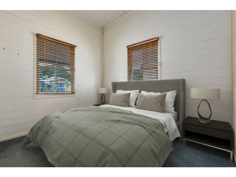 205 Cornwall Street, Greenslopes QLD 4120