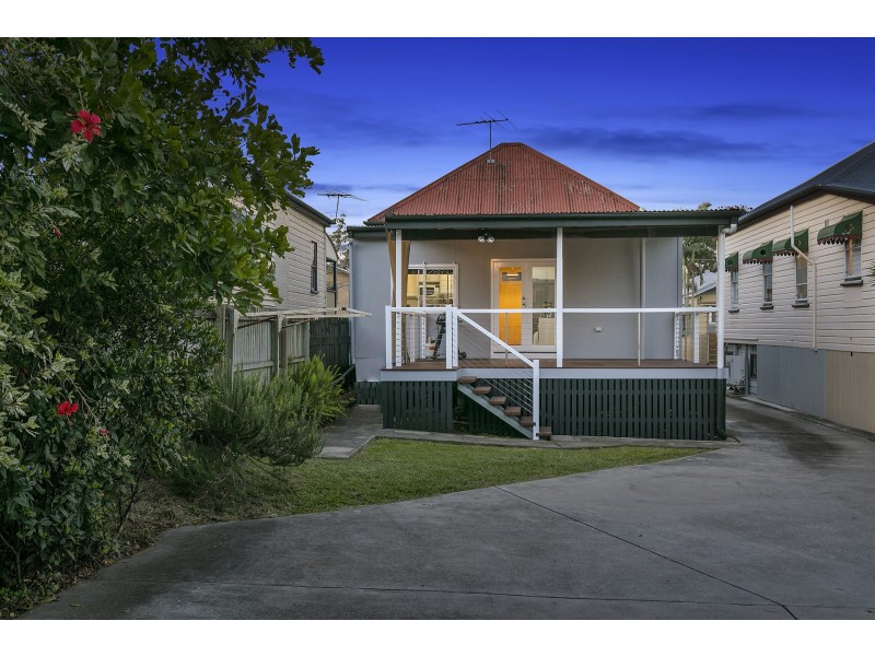 205 Cornwall Street, Greenslopes QLD 4120