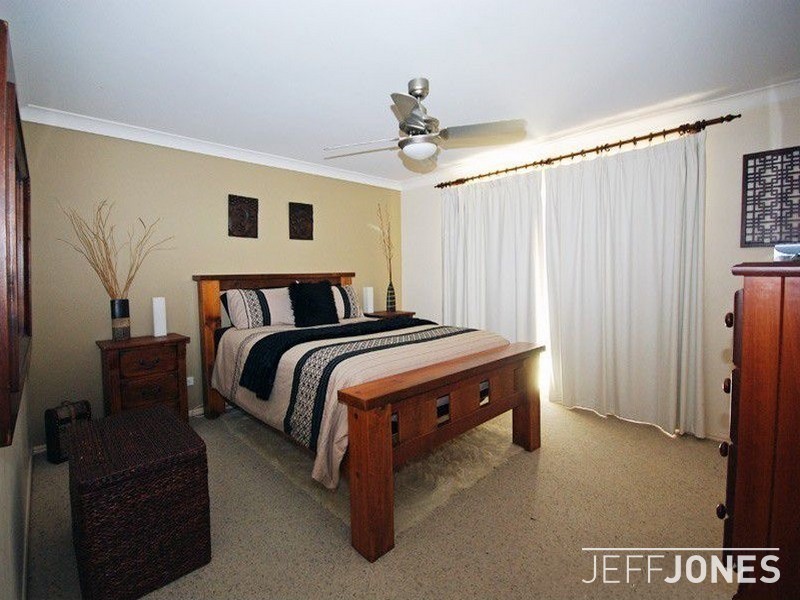 51 Roseglen Street, Greenslopes QLD 4120
